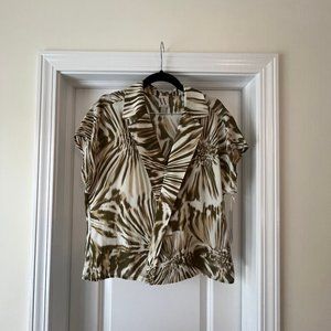 BRAND NEW WORTHINGTON CROP TOP SIZE M